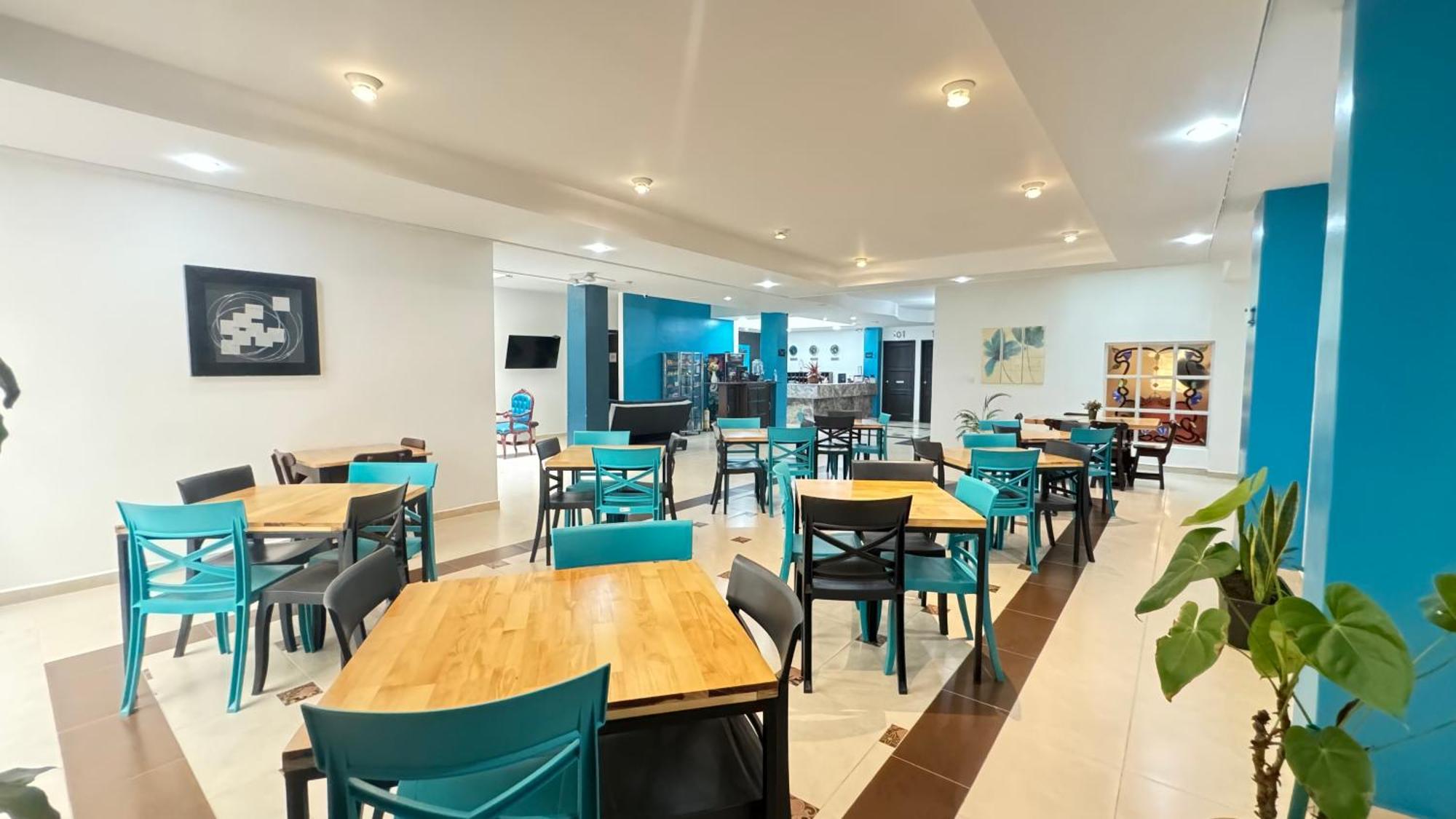 Hotel Cataluna - Soluciones Hoteleras Pereira Buitenkant foto