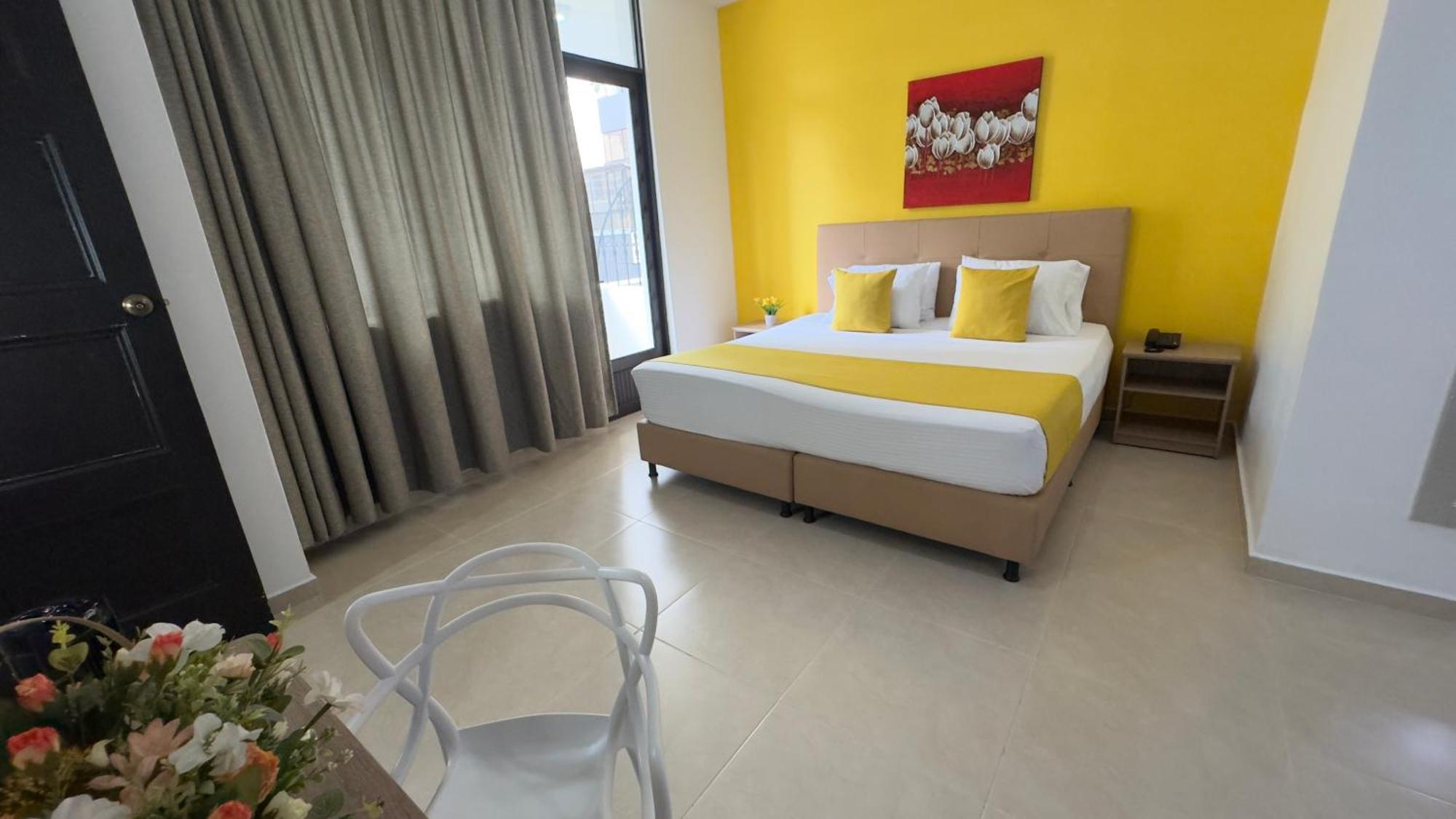 Hotel Cataluna - Soluciones Hoteleras Pereira Buitenkant foto