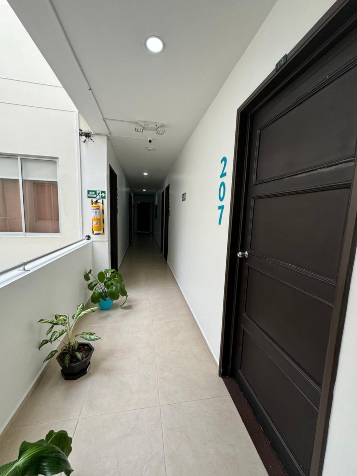 Hotel Cataluna - Soluciones Hoteleras Pereira Buitenkant foto