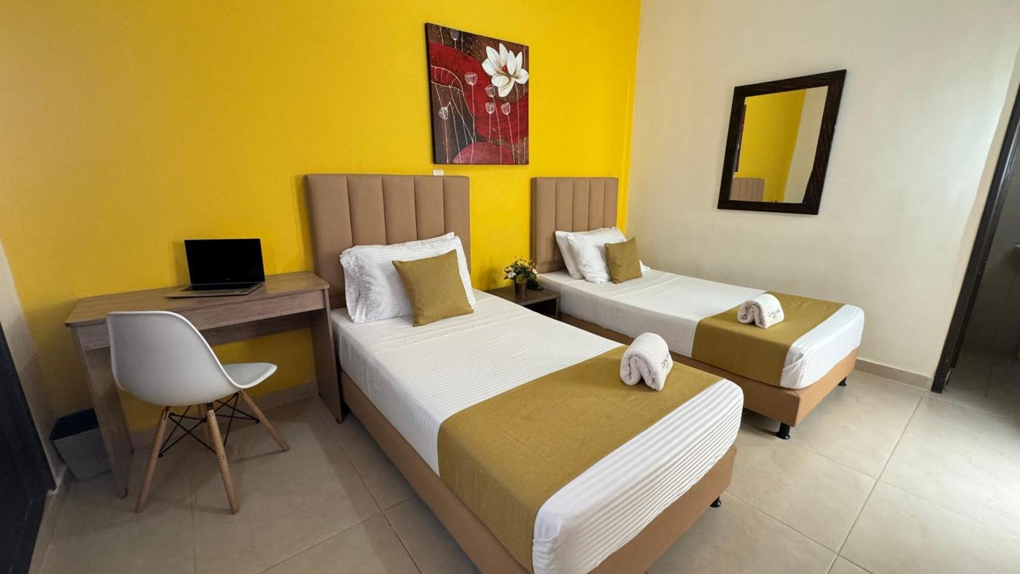 Hotel Cataluna - Soluciones Hoteleras Pereira Buitenkant foto